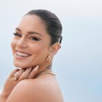 Vanessa Hudgens Instagram - An everyday look that's anything but basic. @itstonyabrewer gave me this summer slay for IPSY's August Icon Box shoot, using some of the products I curated just for you. You’ll get 8 products curated by me (you choose 3!) worth up to $350 for just $58. Head to @ipsy's link in bio to be one of the last to get your Icon Box. @IPSY #IPSYPartner #IconBoxbyVanessaHudgens