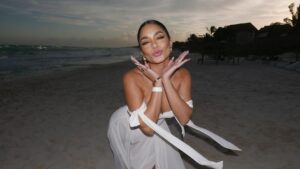 Vanessa Hudgens Instagram - She’s a wife now