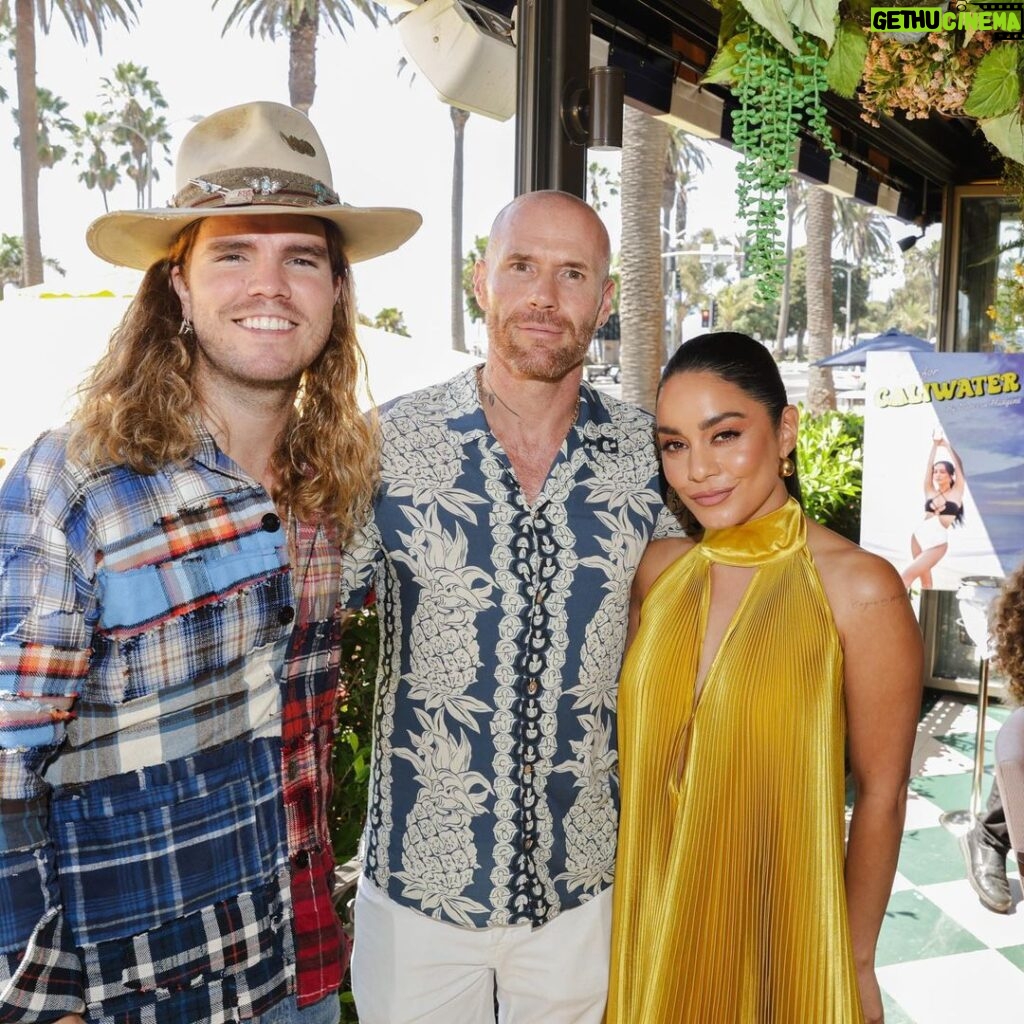 Vanessa Hudgens Instagram - Such an incredible launch for pineapple @caliwater with my bestie and partner @olivertrevena 🍍 thank you @thegeorgian for hosting us and all of my amazing friends that turned up to support 💛💛