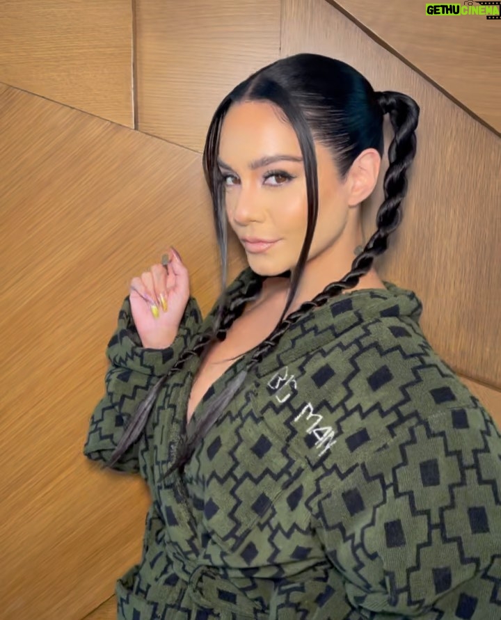 Vanessa Hudgens Instagram - Big man- ME