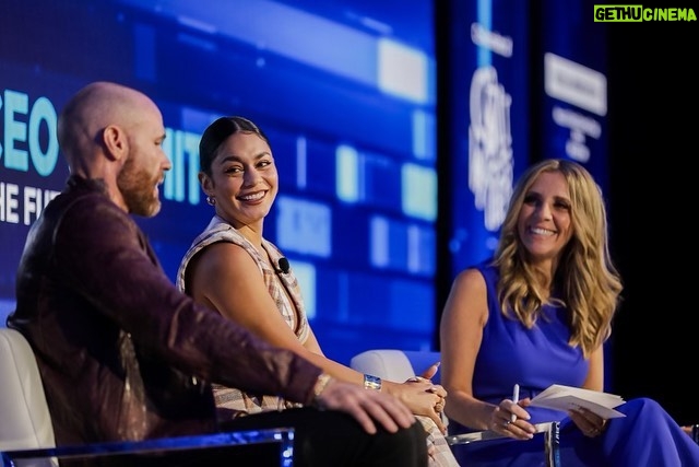 Vanessa Hudgens Instagram - Strong start to the week! 🤯. Such an honor to be the opening keynote speaker at this years MMA Global conference infront of some of the worlds best CEO’s & CMO’s w/ my dear friend & Biz partner @vanessahudgens - shout out to the brilliant @nicolamen from @meta for moderating. #caliwater #makingmoves Meritage Resort at Napa