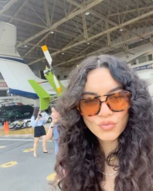 Vanessa Hudgens Instagram - So it’s pa-LA-wan. Not PA-la-wan😂Regardless- it’s magical ✨ #foreverphilippines