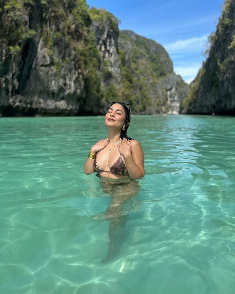 Vanessa Hudgens Instagram - Paradise #foreverphilippines Pangulasian Island Resort