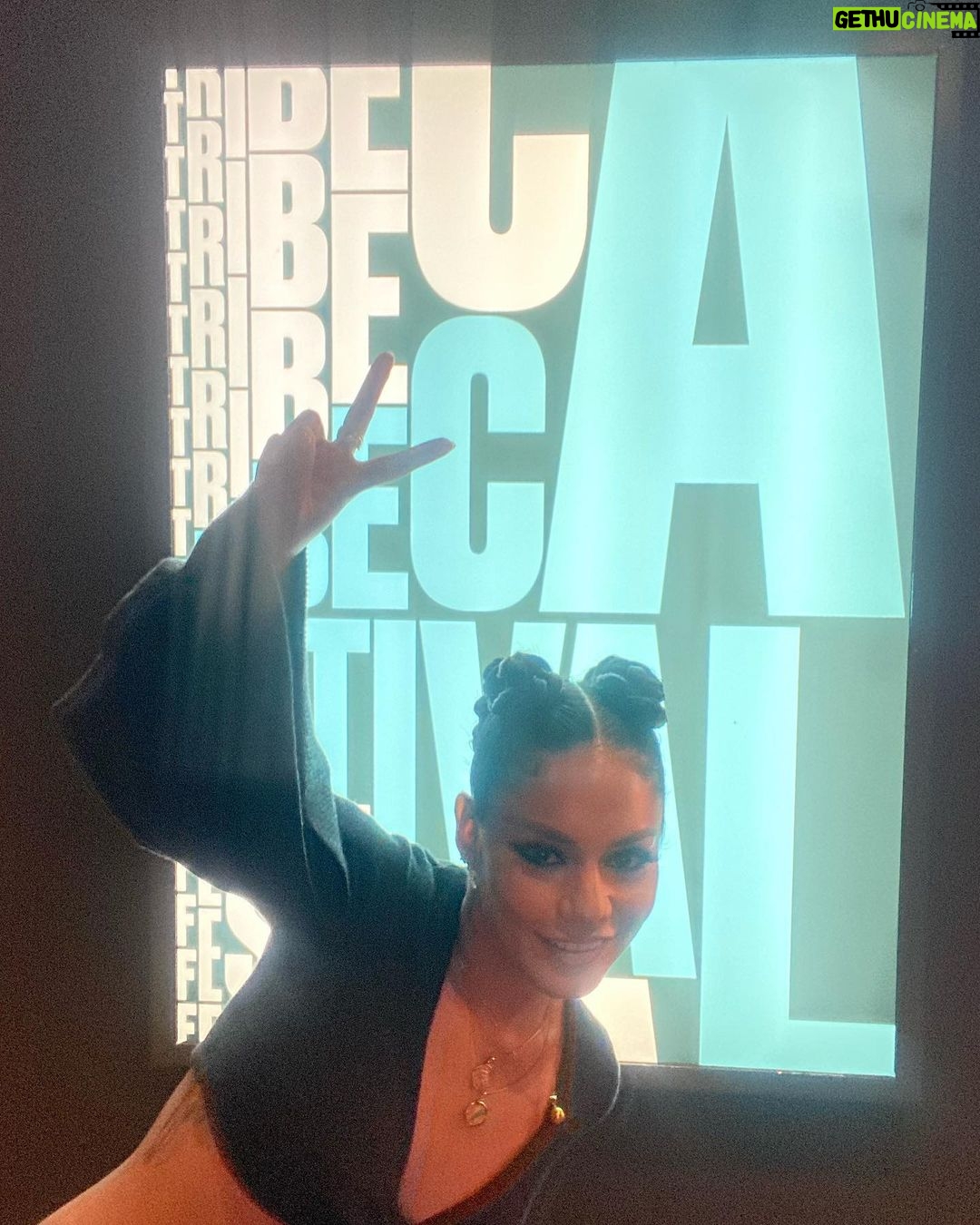 Vanessa Hudgens Instagram - Such a wonderful night premiering Downtown Owl at Tribeca. This movie is so special. So proud of @lilyrabe and @therealhamishlinklater on their directorial debut ♥️ got to celebrate w my bestie @laurajaynenew and wear the coziest @michaelkors 🥰