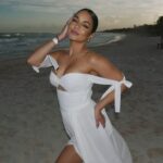 Vanessa Hudgens Instagram - She’s a wife now