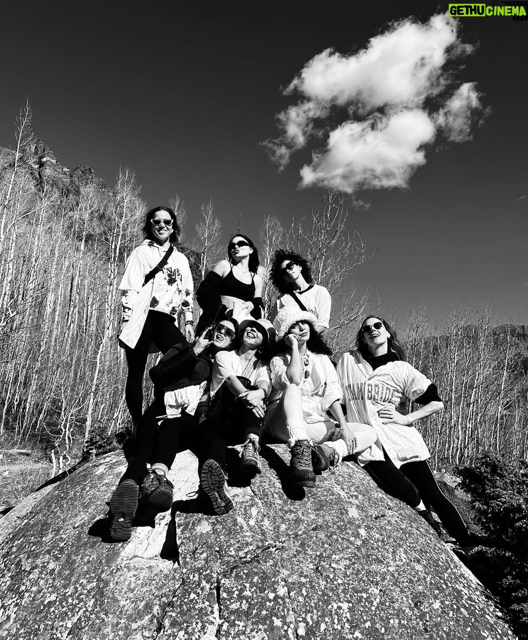 Vanessa Hudgens Instagram - Maroon bells. Didn’t want to leave.