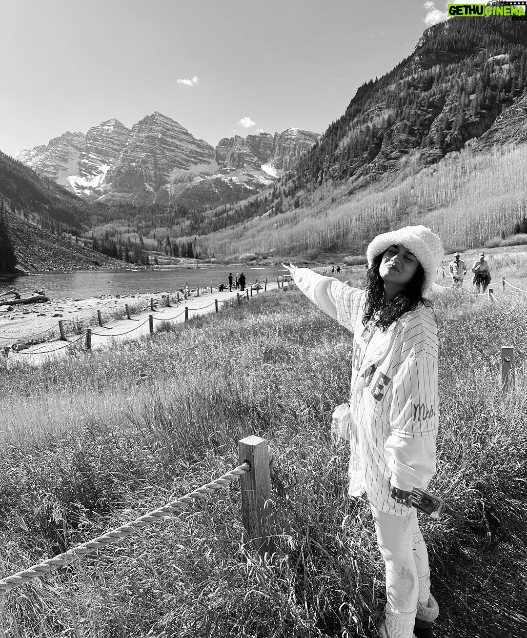 Vanessa Hudgens Instagram - Maroon bells. Didn’t want to leave.