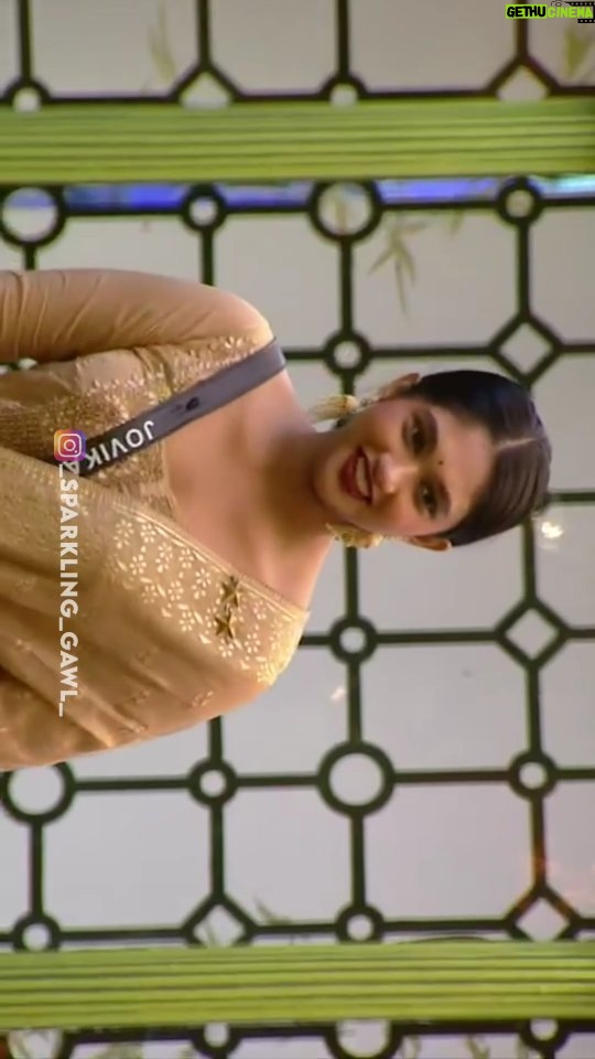 Vanitha Vijayakumar Instagram - En thervai ellam othi veikiren π©π€ Stunning in Gold π₯π₯ Dhevadhaii π @jovika_vijaykumar π§Ώ . . β‘ γ
€ Β Β βγ
€Β Β Β βγ
€Β Β Β Β Β β² Λ‘αΆ¦α΅α΅ αΆα΅α΅α΅α΅βΏα΅ Λ’α΅α΅α΅ Λ’Κ°α΅Κ³α΅ . π
πππππ πππ πππππππ ! @_sparkling_gawl_ π»π₯ . NOTE : I do not own the copyright for the PHOTO , MUSIC , SONG , VIDEO in this AUDIO. This video is purely fan-made. This is purely for entertainment purposes. If any problem, message as on instagram and video will be removed. No need to report or send strikes. . #sparklinggawl #Voiceofliaa #CoolSuresh #Aishu #jovikaarmy #teamjovi #mani #mayasquad #araathi #Poornima #Pradeep #Saravana #maveena #Yugenran #Vichitra #Raveena #maveena #Akshaya #Vinusha #Nixen #vanitha #nixenarmy #biggbosstamil7 #worldcup2023 #vijaytelevision #amirpavani #pavmir #pavanireddy #aishuads #nixen #biggbosstamil #jovika Coimbatore, Tamil Nadu