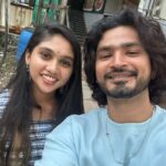 Vanitha Vijayakumar Instagram - When real #friends meet out in the real world after #biggbosstamil @being_bravo met jovika at her work today and surprised her .. ❤️