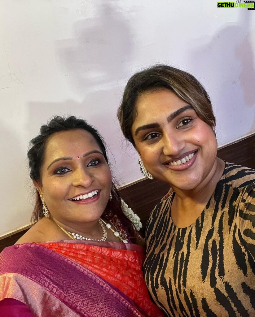 Vanitha Vijayakumar Instagram - Happy birthday indu kandasamy .. my best friend and buddy @anjapparchettinadofficial managing director and owner