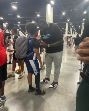 Vanity Alpough Instagram - I can not put into words how amazing you are as a father @kendrickperkins You are killing it with the final four and I’m so proud of you! The kids and I Love You so much and we are so grateful to have you in our lives…Happy Father’s Day Baby Cakes and I hope you are enjoying your day🖤