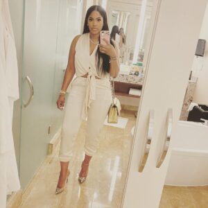 Vanity Alpough Instagram - 𝙏𝙝𝙚 𝙤𝙣𝙡𝙮 𝙬𝙖𝙮 𝙞𝙢 𝙡𝙤𝙨𝙞𝙣𝙜 𝙢𝙮 𝙨𝙥𝙤𝙩 𝙞𝙨 𝙬𝙝𝙚𝙣 𝙄 𝙙𝙤𝙣'𝙩 𝙬𝙖𝙣𝙩 𝙞𝙩 𝙖𝙣𝙮𝙢𝙤𝙧𝙚🖤