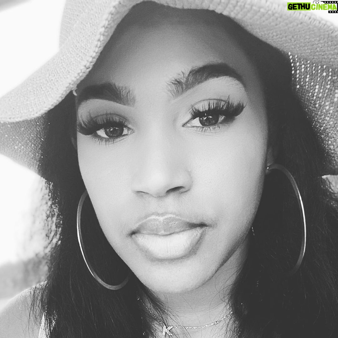 Vanity Alpough Instagram - It’s Cancer Season Ya’ll😜 ♋️♋️♋️♋️♋️♋️♋️♋️