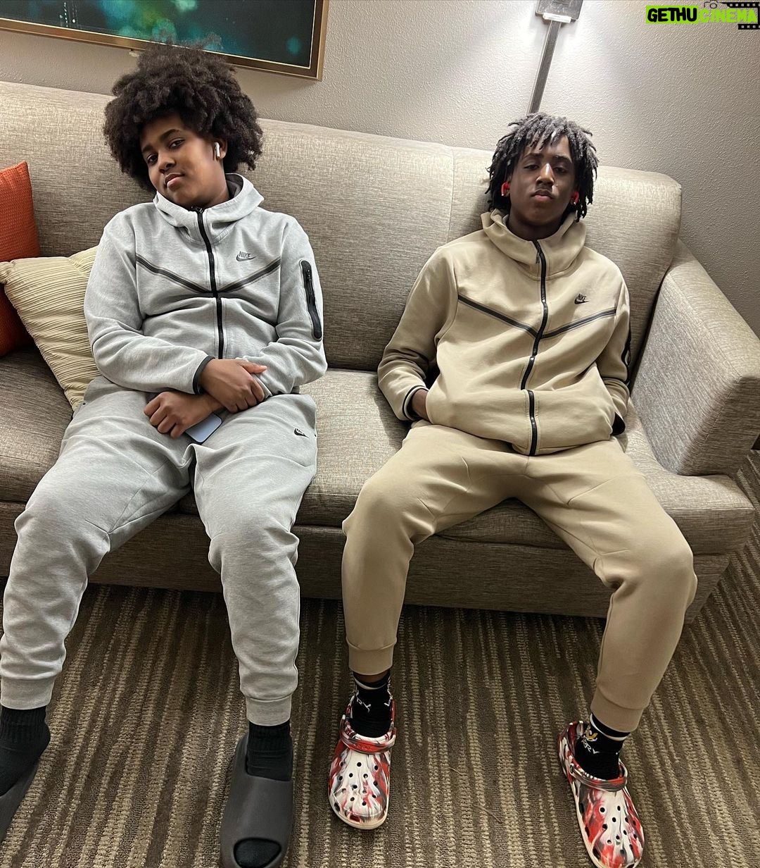 Vanity Alpough Instagram - My sons 11 and 15😍 I just love them! @kenxtonperkins @kendrick_perkins777