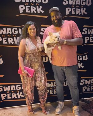 Vanity Alpough Instagram - I really enjoyed the show #Swagu&Perk!!! Thank you to everyone that came out and @winkndrinks with us over free food and drinks it was great turn out and we really appreciate the support at our first family and friends backyard party! Until next time✌🏽
WhyIsJZAlwaysInTheDamnPicture
#PhotoCred… @jadedabnn