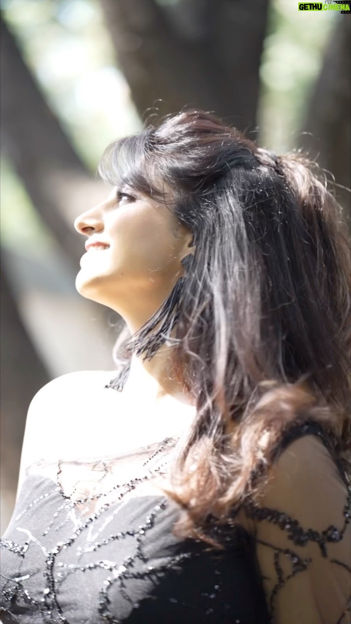 Varshini Sounderajan Instagram - Wishing you all a very HAPPY NEWYEAR❤️❤️❤️❤️❤️