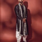 Varun Tej Instagram – Diwali 2023!🪔

Styled by – @ashwin_ash1 & @hassankhan_3 

Outfit – @labelaham 

Hair styling – @rajesh_bunty234_ 

Shot by – @ishan.n.giri