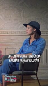 Vera Kolodzig Instagram - Desperta as soluções dentro de ti, encara os problemas como desafios e transforma em conquistas. Chapéus Há Muitos | Vera Kolodzig #emportugal #atoraemportugal #desenvolvimentopessoal #chapeushamuitos #autoconhecimento #ator