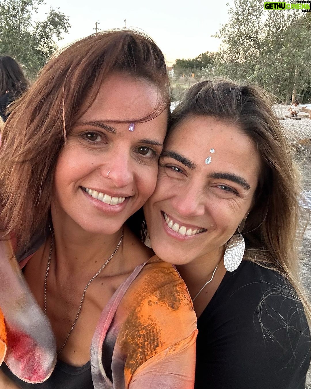 Vera Kolodzig Instagram - Sobre a amizade ❤️ . . . @mayabooth_ @joanakouprianoff @rirricarioca @joanasolnadoficial #weekend #countryside #friendship #nature #birthdayparty Grândola