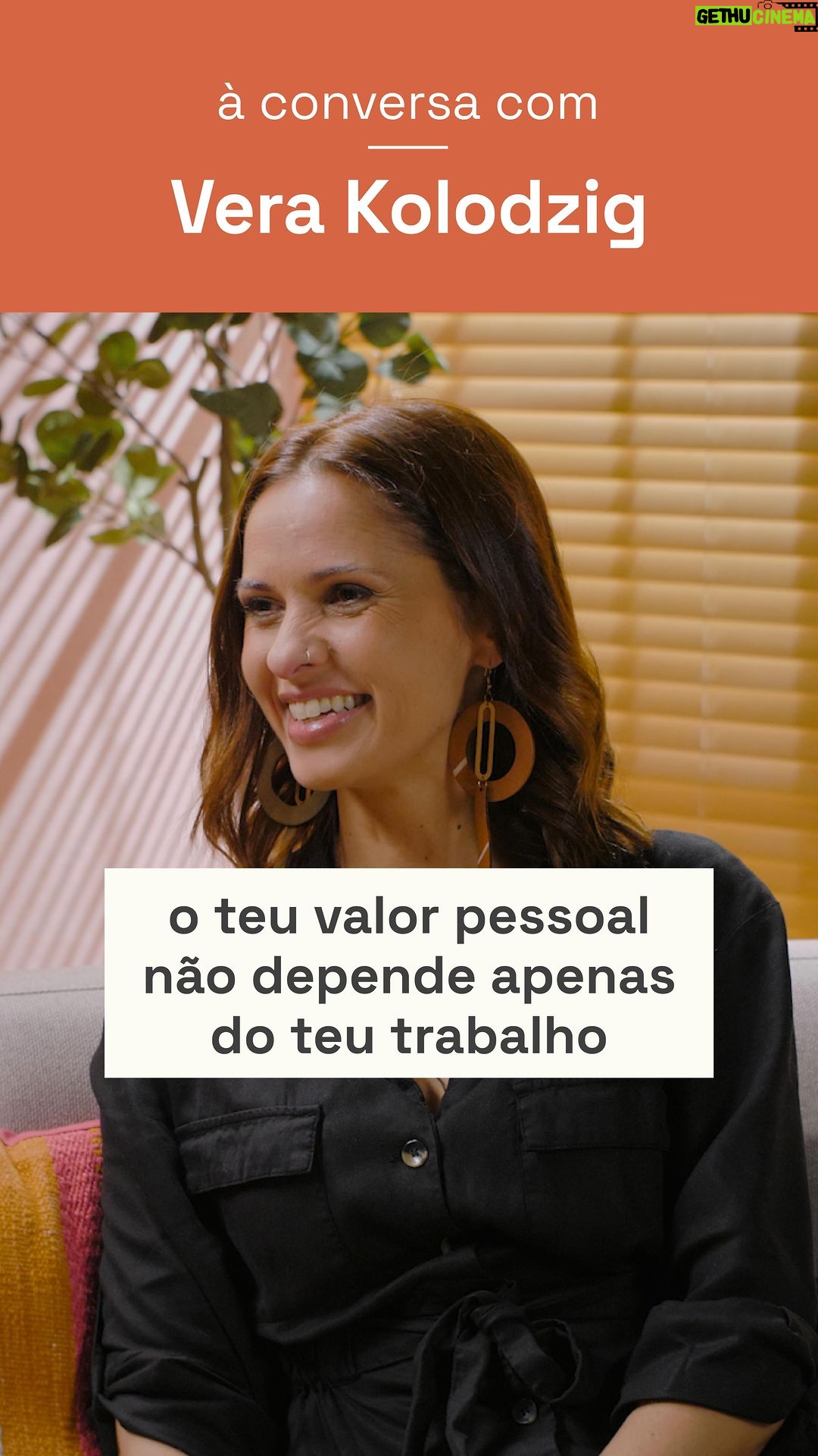 Vera Kolodzig - 599 Likes - A tua autoestima depende do teu trabalho?
Ć um sentimento comum em muitas pessoas.
Pensamos que se não temos uma boa performance na Ôrea profissional significa que estamos a falhar connosco próprios.
Pensamos que se não gostam do nosso trabalho, não gostam de nós.
Mas hƔ uma diferenƧa entre o valor pessoal e o valor profissional.
E temos que ter maturidade emocional suficiente para saber distingui-los.
Ensinamos isto e muito mais no Life MBA.
Com +500 alunos e uma nota mĆ©dia de qualidade de 9.7/10, o Life MBA Ć© uma viagem de 1 ano onde transformas todas as Ć”reas da tua vida š„
Junta-te a +100 mentores de excelĆŖncia como a Vera Kolodzig.
InscriƧƵes abertas atƩ Domingo - Link na bio
#seekers #lifemba #autoestima #amorproprio