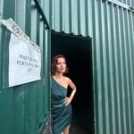 Vera Kolodzig Instagram - Sábado à porta do Clube. 📸: @pat.sequeira . . . #saturday #sabadotambemédia #oclube #shooting #photooftheday