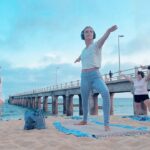 Vera Kolodzig Instagram - Hoje foi dia de silent yoga na praia de Porto Santo com o @globalmanu , no âmbito do festival @wanderlust_portugal . Uma experiência diferente, com desafios diferentes: a areia e os headphones. Cada desafio é uma oportunidade de explorar algo novo. 🏝️ 🧘‍♀️ 🎧 . . . #wanderlustmadeira #visitmadeira #apm #bestdayever #cometogether #findyourtruenorth #yoga #silentyoga Porto Santo, Madeira