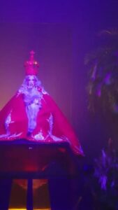 Vermelha Noir Instagram - Maximalista, Cultural y GRITONA Tu queretana de mundo para el mundo ha llegado #DragRaceMexico