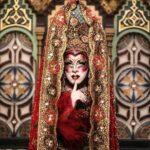 Vermelha Noir Instagram - 🛑The color of the pomegranates 🛑 Sesión realizada gracias al apoyo de @alelujan.ren @mikebimr @lacasadelamarquesahotel Fotografía y dirección C @maneoseafufus Vestuario: @emmanuelvictoriaatelier Peinado @wigsbydavis Nail art: @jewelry___nails Joyería:@emmanuelvictoriaatelier Makeup & styling: Vermelha Noir 💄 PRODUCTOS ⚪Base : Corrector blanco de Verónica ♥️Contorno: @maccosmetics_mex 👁️ Ojos y contour : @jeffreestarcosmetics ⚫Delineador y cejas @guerlain #fashion #drag #gay#art #makeup #lgbt #photograph #instagay #dragqueen #rpdr #rupauldragsrace #instadrag #dragrace#lgbtq #queen # #dragmakeup #instagay ##dragqueyensoyfinstagram #gayboy #dragqueenmakeup #fashion #fashiondesigner #makeupartist #style #art #localqueen #dragartist #coral #salmon #drmx #dragracemexico Hotel La Casa De La Marquesa.