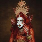 Vermelha Noir Instagram - 🕌 Mística pero picante 🕌 Fotografía y dirección C @jonathanarroyo.mx Vestuario: @emmanuelvictoriaatelier Peinado: @ Nail art: @jewelry___nails Joyería: @ghelguera Makeup & styling: Vermelha Noir . 💄 PRODUCTOS 💄 ⚪Base : Corrector blanco de Verónica 👁️ Ojos y contour : @jeffreestarcosmetics ⚫Delineador y cejas @guerlain 🖤 Labios @maccosmetics_mex ⬛ Enmarcado @bodypaintbykj . #fashion #drag #gay#art #makeup #lgbt #photograph #instagay #dragqueen #rpdr #rupauldragsrace #instadrag #dragrace#lgbtq #queen # #dragmakeup #instagay ##dragqueyensoyfinstagram #gayboy #dragqueenmakeup #fashion #fashiondesigner #makeupartist #style #art #localqueen #dragartist #religion #virgin #unholyblood