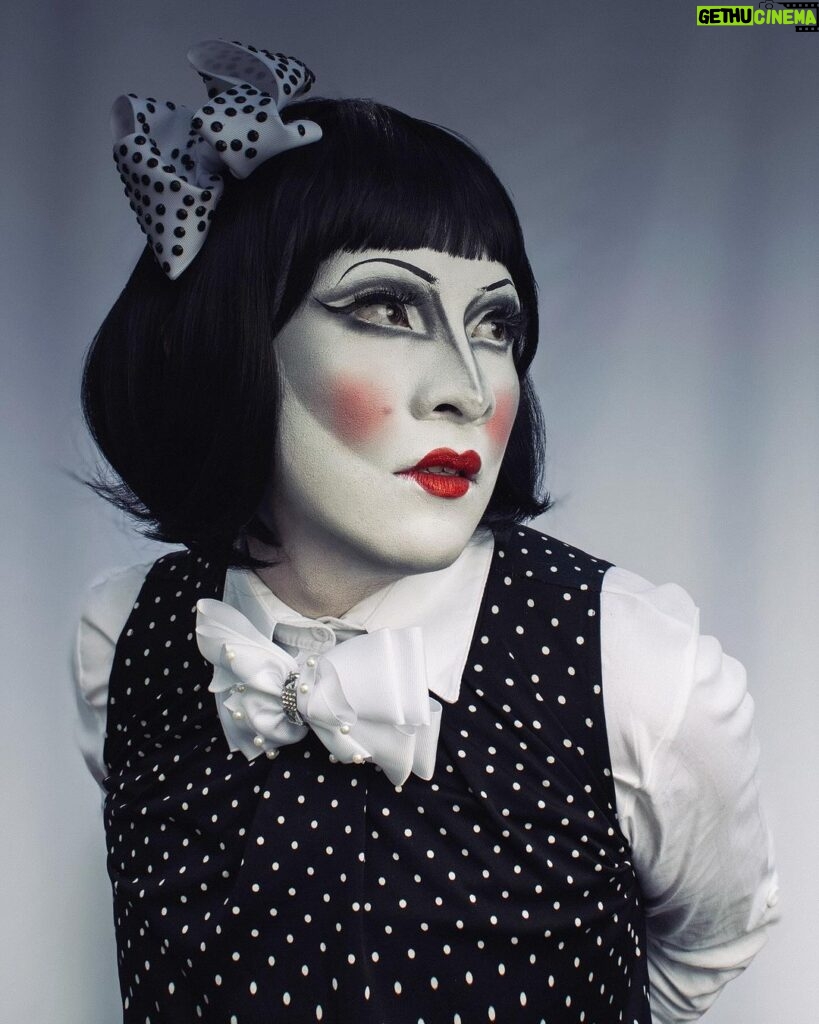 Vermelha Noir Instagram - 👁️ 私たちはひどいです 👁️ Inspirado en el arte de Suehiro Maruo . Fotografía y dirección C @antonioguzgo Makeup, & styling: @braulio8000 @vermelhanoir . #fashion #drag #gay#art #makeup #lgbt #photograph #instagay #dragqueen #rpdr #rupauldragsrace #instadrag #dragrace#lgbtq #queen # #dragmakeup #instagay #dragqueyensoyfinstagram #gayboy #dragqueenmakeup #fashion #fashiondesigner #makeupartist #style #art #localqueen #dragartist #drmx #lmd Asakusa, Tokyo（浅草）