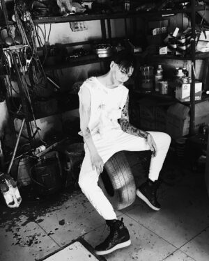 Vespa Miller Instagram - Today…🔧