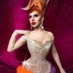 Vespi Instagram - DRAGNIFIQUE 🧡🩷💜 Dress and hair @anethablack Picture @atelier_flipeau & @thefrenchbeautyboy —- Et voici mon dernier look pour @dragrace 🥲 aka la robe parapluie aka l’égérie @instagram Pour cette dernière tenue j’ai décidé que le confort était pour les laides et donc de partir sur une robe rigide, ultra cintrée à la taille et aux chevilles, très lourde,… mais incroyable non ? @anethablack est simplement une magicienne pour avoir réussis à créer cette sublimissime pièce et la perruque qui va avec 😮‍💨🤌🏻 @thefrenchbeautyboy et @atelier_flipeau on collaborés pour réaliser ces superbes photos dont je suis très très fan 😍 Voilà, une page ce tourne mais demain commence la tournée @dragrace_francelive et je n’ai que HÂTE de partager ça avec vous 🥺🫶 #dragrace #dragracefrance #rupaulsdragrace #teamvespi #teamvespiche #vespi #drag #dragqueen #rpdr Paris, France
