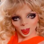 Vespi Instagram - 💅🏻🤣📹 VIDÉO DUMP 📹🤪💄 —— Un concentré de conneries et de beauté, pour résumé cette super tournée que j’ai passée avec des personnes folles. Voici seulement ce que j’avais en vidéo, j’aurais aimé vous partager bien plus mais ça résume assez bien ces semaines inoubliables. C’est globalement tout ce qui trainait dans ma galerie parce que je ne vous montre pas assez mon côté zinzin ici, entrecoupé de plans de moi où je suis juste belle parce qu’il ne faudrait pas oublié pourquoi vous me suivez… et que je suis Lion donc j’aime flatter mon égo 😌 Bref n’hésitez pas à me dire si vous voulez voir plus de contenu similaire dans le futur et si ça vous à plu, enregistrez la vidéo (c’est bon pour les stats askip) et si vous avez lu jusqu’ici et que vous êtes un vrai 🤌🏻 commentez un 👙 (ne me demandez pas pourquoi) Ps : les lombaires de Piche vont beaucoup mieux —— #legendairecabaretclub #drf #dragrace #dragracefrance #tournéedragracefrance #reels #transformation #dragtransformation #makeuptransformation #maletofemale #dragmodel #drag #dragqueen #dragmakeup #dragqueen #dragqueenfrance #rupaulsdragrace #rupaulsdragrace #dragrace #french #parisianqueen #frenchdrag #queer #lgbt #localqueen #waist #corset #vespi Paris, France