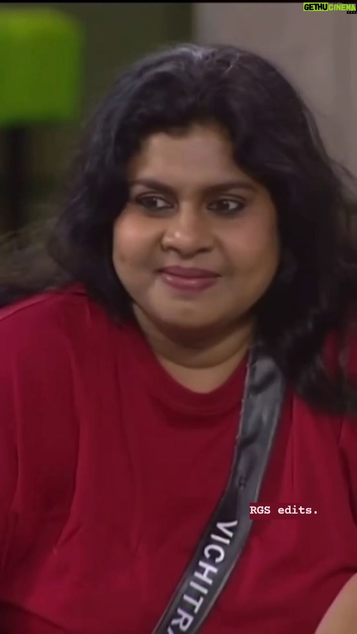 Vichithra Instagram - Cute reactions. ✨❤️ Go stronger with your charm. 🔥🔥 . . . #vijaytelevision #vichitra #supportvichu #bigbossfinals #bigboss #biggbosstamil #disneyhotstar #disneyhotstarplus