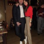 Victoria Beckham Instagram – The house of VB celebrates the holidays, I’m so grateful to my incredible team. Kisses from NYC 🇺🇸 @VictoriaBeckham @VictoriaBeckhamBeauty x