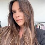 Victoria Beckham Instagram - AVAILABLE NOW! My @VictoriaBeckhamBeauty Finishing Touch Collection! Including an exclusive NEW Posh Gloss in shade… Martini🍸. I’m taking my signature nude lip into party season with a subtle gold shimmer! I love this set, you can create a full look with Posh Gloss, Eyewear, Satin Kajal Liner and we’ve even created the cutest compact mirror🪞.. Discover now at VictoriaBeckhamBeauty.com and at 36 Dover Street.
