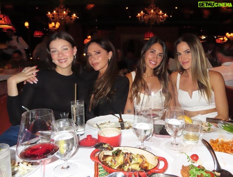Victoria Beckham - 576.7K Likes - Kisses from Miami 🇺🇸 @antonelaroccuzzo @nicolaannepeltzbeckham @elenagalera @leomessi @davidbeckham @brooklynpeltzbeckham #sergiobusquets xx