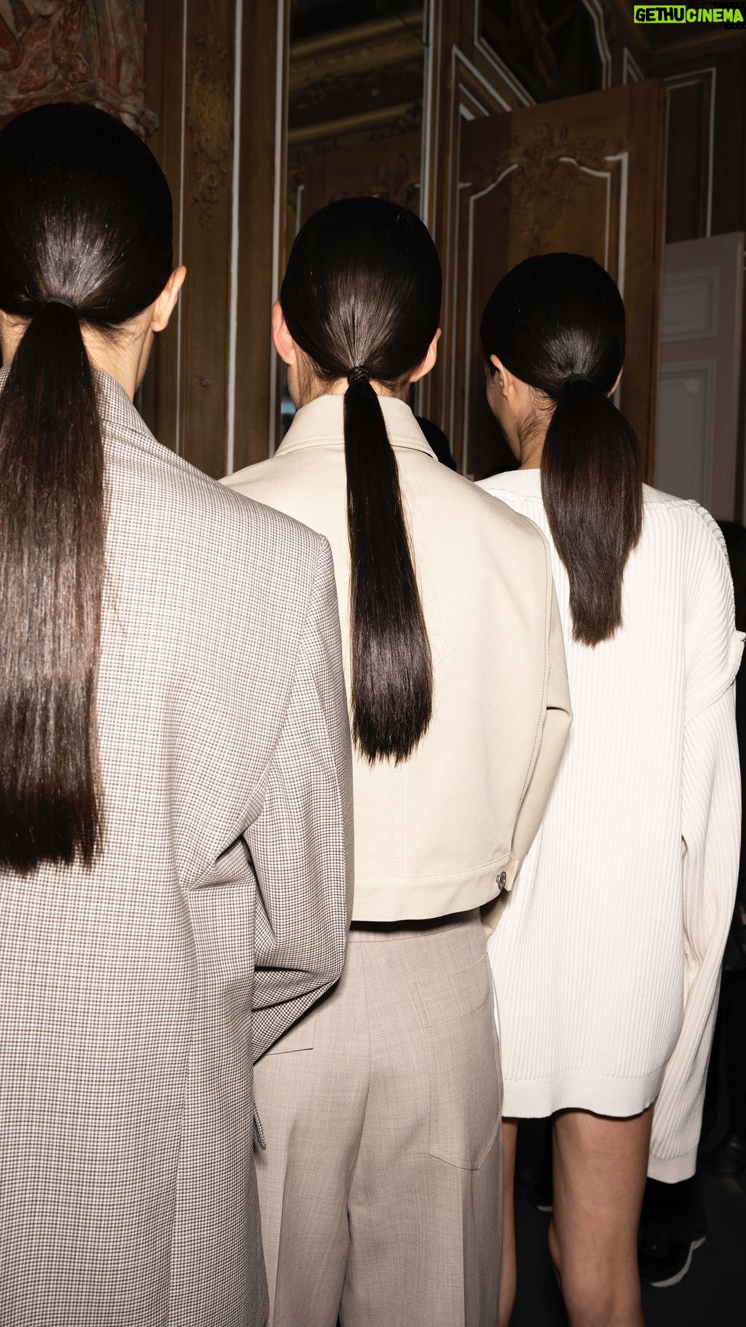 Victoria Beckham Instagram - This season I wanted the hair look to feel effortless and rebellious, turning the idea of femininity on its head and complimenting each of the girls’ strengths…I loved working with @AnthonyTurnerHair using @WellaHair ULTIMATE REPAIR and @ghdHair Duet Style to really work with the proportions and fluidity of the collection in an elevated way. #VBSS24 #VBBackstage