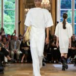 Victoria Beckham Instagram - VICTORIA BECKHAM SPRING SUMMER 2024 @Nikolina.Vrekic @Farah_Nieuwburg #DenyseTumukunde @Col_thedoll Styling: @Jane_How Casting: @Piergiorgio @DMCasting Hair: @AnthonyTurnerHair Hair tools and Products: @WellaHair @GHDHair Make-Up: @FaraHomidi Makeup Looks: @VictoriaBeckhamBeauty Nails: @AlexandraJanowski Music: @MichelGaubert @Chamberlainsteps Production: @BureauBetak Video and Live Stream: @BureauFuture #VBSS24
