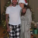 Victoria Beckham Instagram - Santa came early in Miami!!! 🎄x I love u all so much xxxx @davidbeckham @brooklynpeltzbeckham @cruzbeckham @nicolaannepeltzbeckham #harperseven we miss u @romeobeckham xx