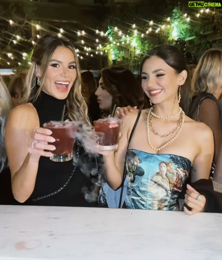 Victoria Justice Instagram - What the last slide says🙏🏼🖤 Amazing night as per usual w/ @rachelzoe & @curateur . Always such a pleasure to be surrounded by so many smart, kind, strong women. 1 Hotel West Hollywood