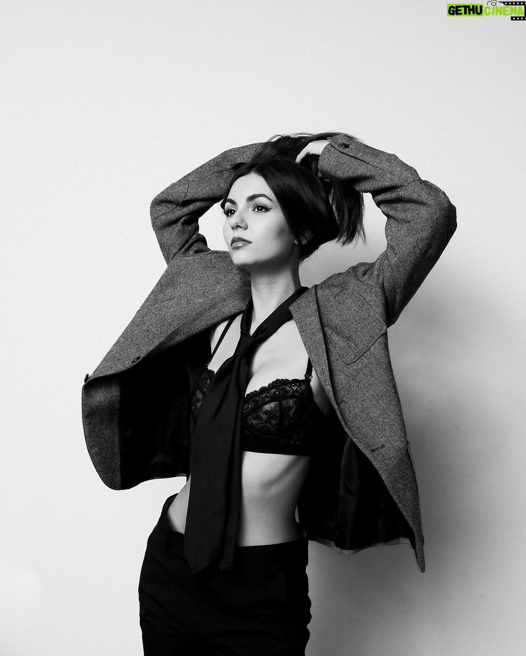 Victoria Justice Instagram - I want something sentimental, here I go again daydreamin’ 🎶 Only A Stranger is YOURS, tomorrow night at midnight EST. (pre-save link in bio) 🖤 #OnlyAStranger 📸: @danpopsd