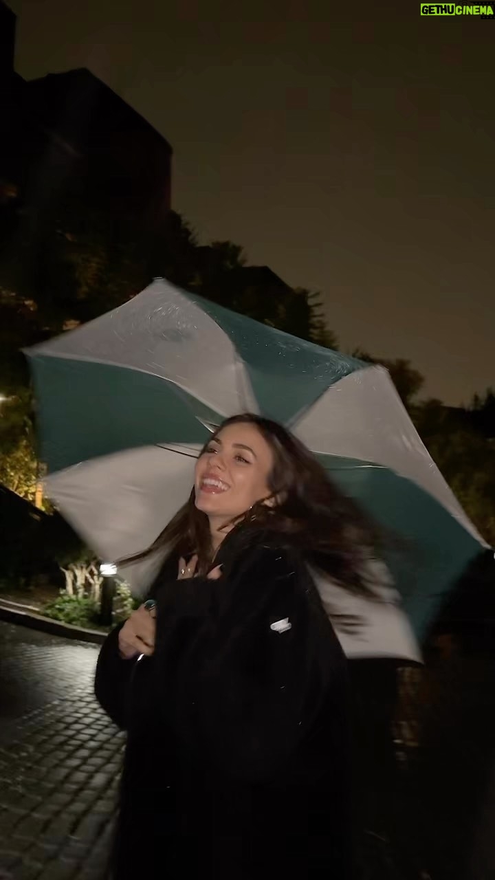 Victoria Justice Instagram - Rainy days in LA really got me feeling some type of way🥹🌧️