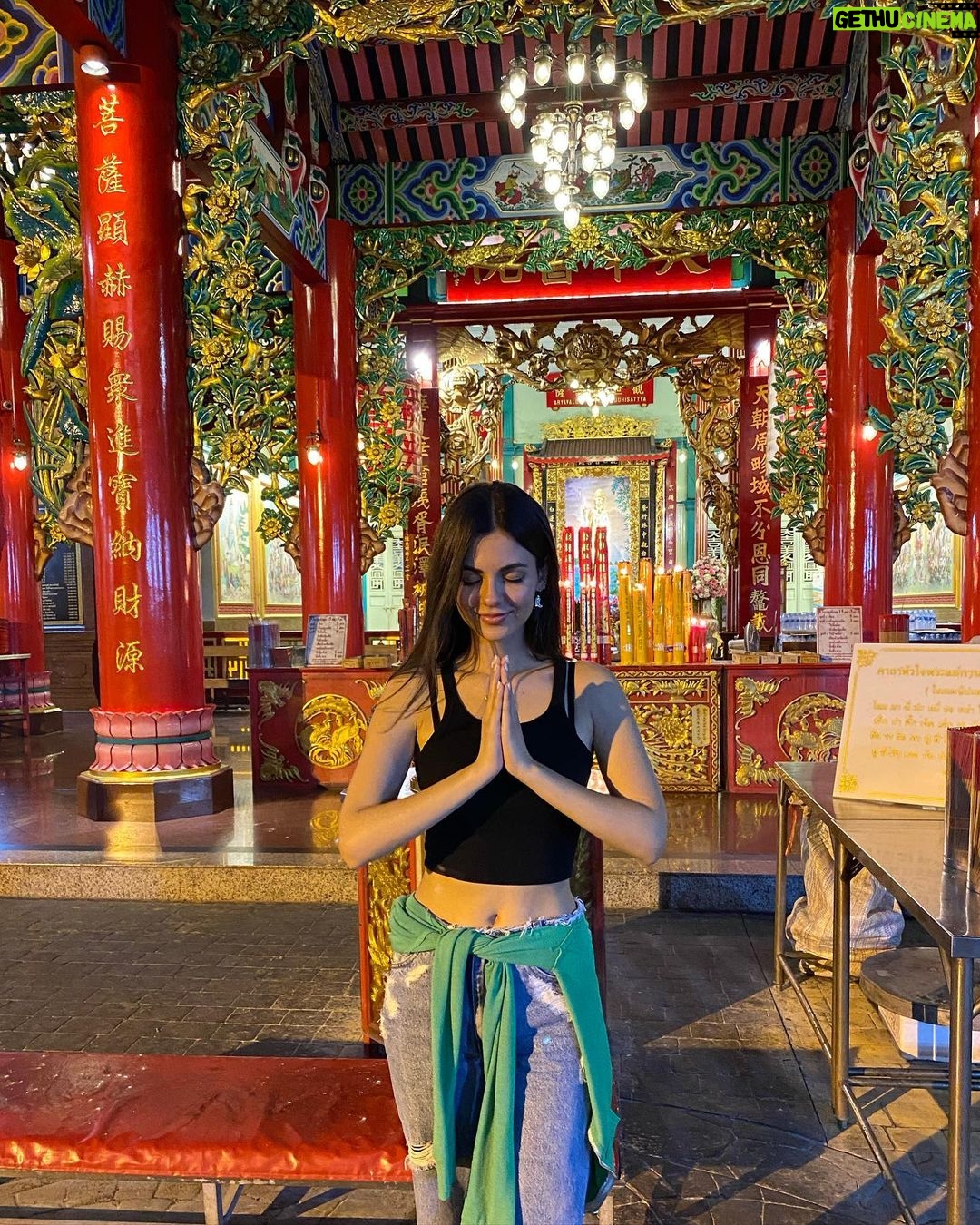 Victoria Justice Instagram - Physically in LA, but mentally still here π₯Ήπ«ΆπΌπΉππ₯ππΌ Bangkok, Thailand