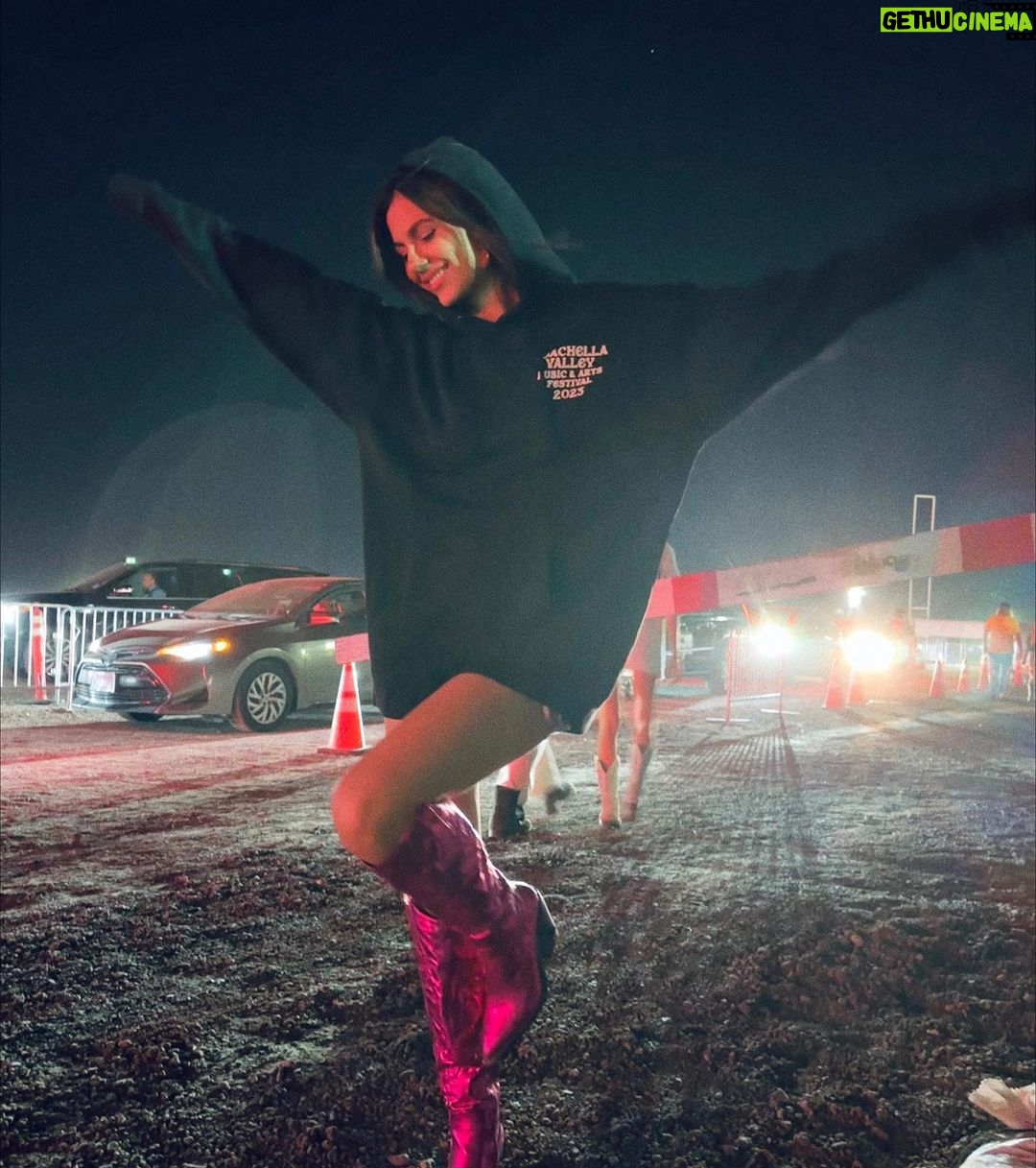 Victoria Justice Instagram - The last of Coachella in the camera roll πΈπ΄