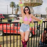 Victoria Justice Instagram - Swipe to the end for the real reason I go to any party 🤭