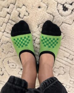 Victoria Justice Instagram - Un-pinchable!! From head to toe ;) Happy belated St. Paddy’s day from this 1/2 Irish gal 🤪☘️💚