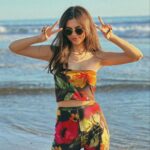 Victoria Justice Instagram - Don’t be a beach, go stream my new song #LastManStanding 😋✌🏼 Malibu