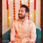 Vikrant Massey Instagram - Chasing the sparkles of childhood and lighting up this Diwali with the vivo V29’s Night Portrait with Smart Aura Light feature! 🪔✨ Capturing timeless moments, so when I look back in 20 years, I can say, ‘Yeh bhi kya zamana tha’. You go get yours today on vivo.com/in! #vivoV29 #FestiveAura #TheMasterpiece #DelightEveryMoment #ThePortraitMasterpiece #vivoindia