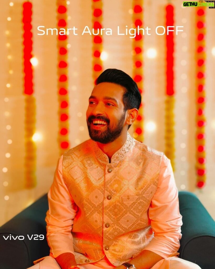 Vikrant Massey Instagram - Embrace the festive vibe and let your #FestiveAura shine bright! 🌟✨ Capture every beautiful moment with the incredible @vivo_india V29's Night Portrait with Smart Aura Light feature, making this Diwali season truly unforgettable. #vivoV29 #TheMasterpiece #DelightEveryMoment #ThePortraitMasterpiece #vivoindia
